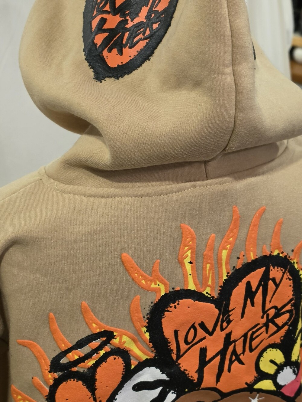 RGSTR Small Tan Love My Haters Teddy Bear Graphic Pullover Streetwear Hoodie - Picture 7 of 10